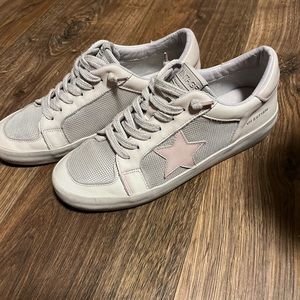 Vintage Havana premium design lavender star sneaker